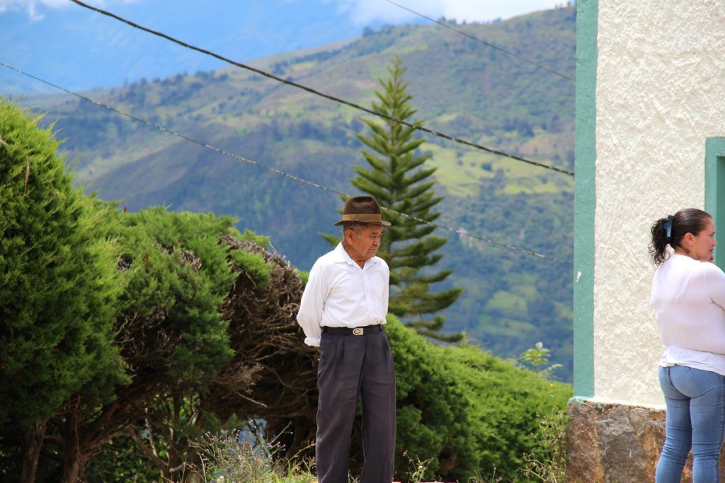 Este programa cuida la salud de los campesinos de Cundinamarca item-thumbnail