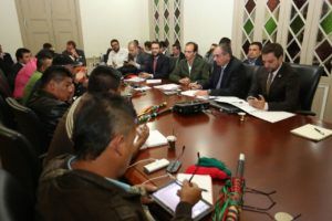 Gobierno instala mesa de negociación con indígenas del Cauca item-thumbnail